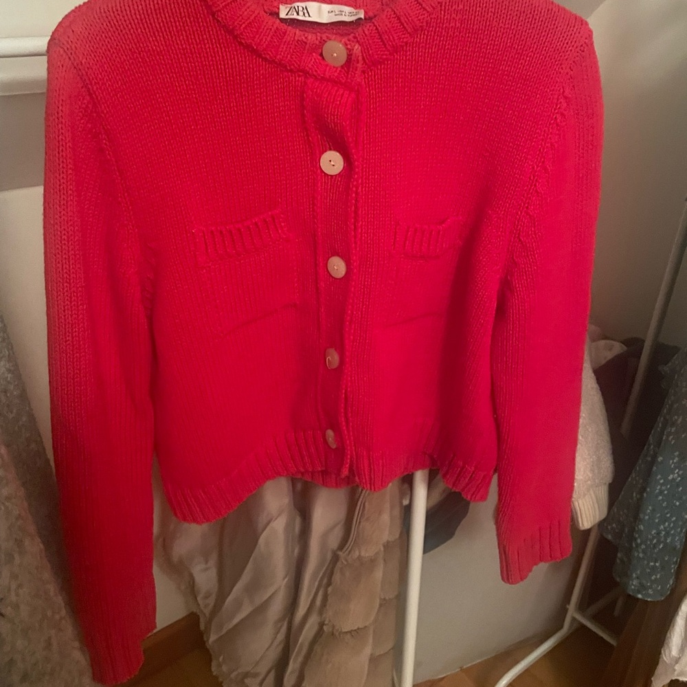 Zara Women's Red Button-Up Sweater